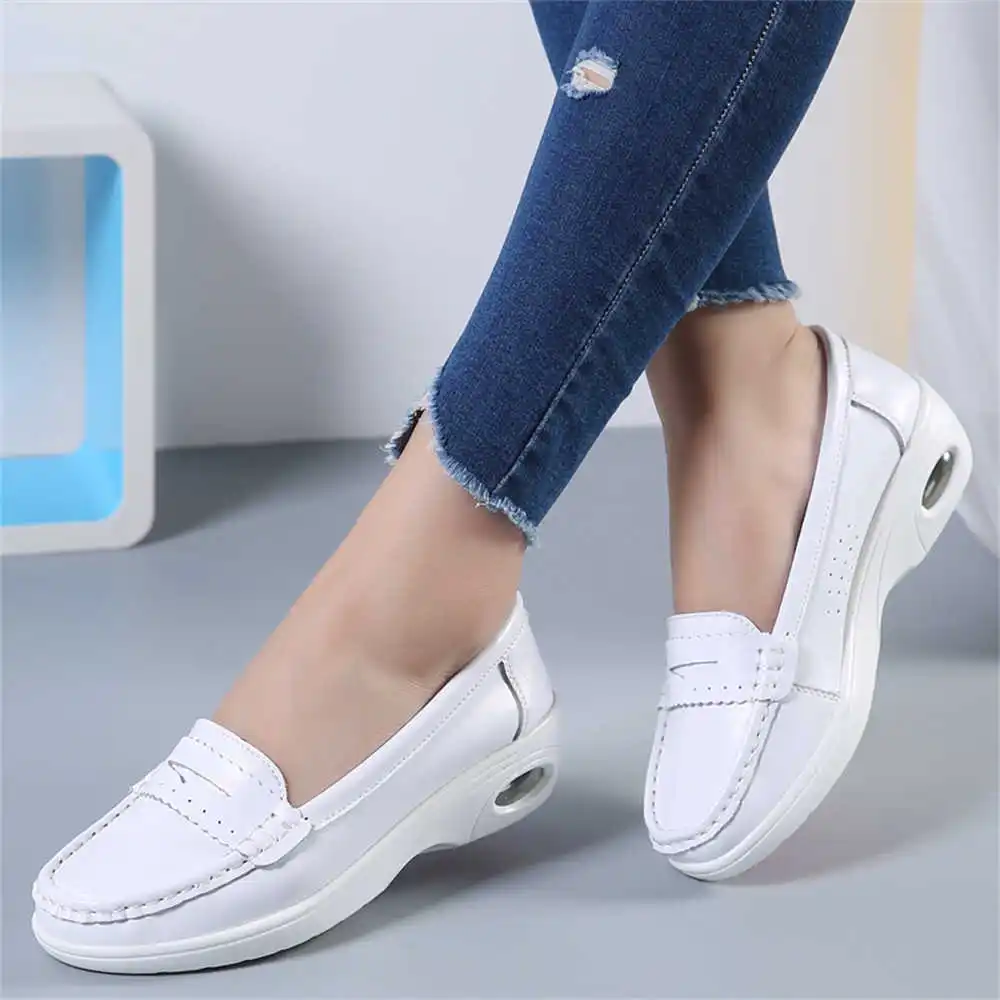 Thick Sole Slipon White Traine – Men'S Shoes Different Types recenzja i cena